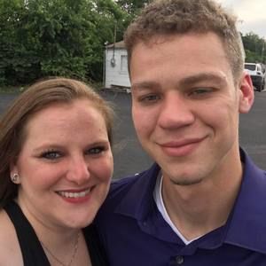 Meet your Posher, Mackenzie